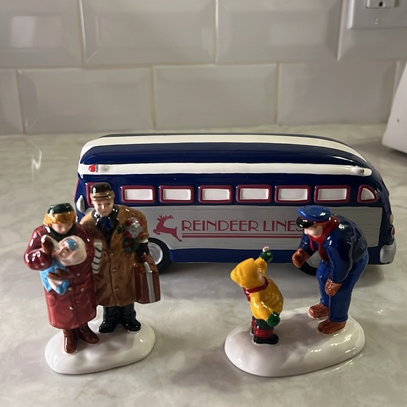 Dept 56 A Ride on the Reindeer Lines Set of 3 Figures Snow Village #54875 w/box - Picture 3 of 14